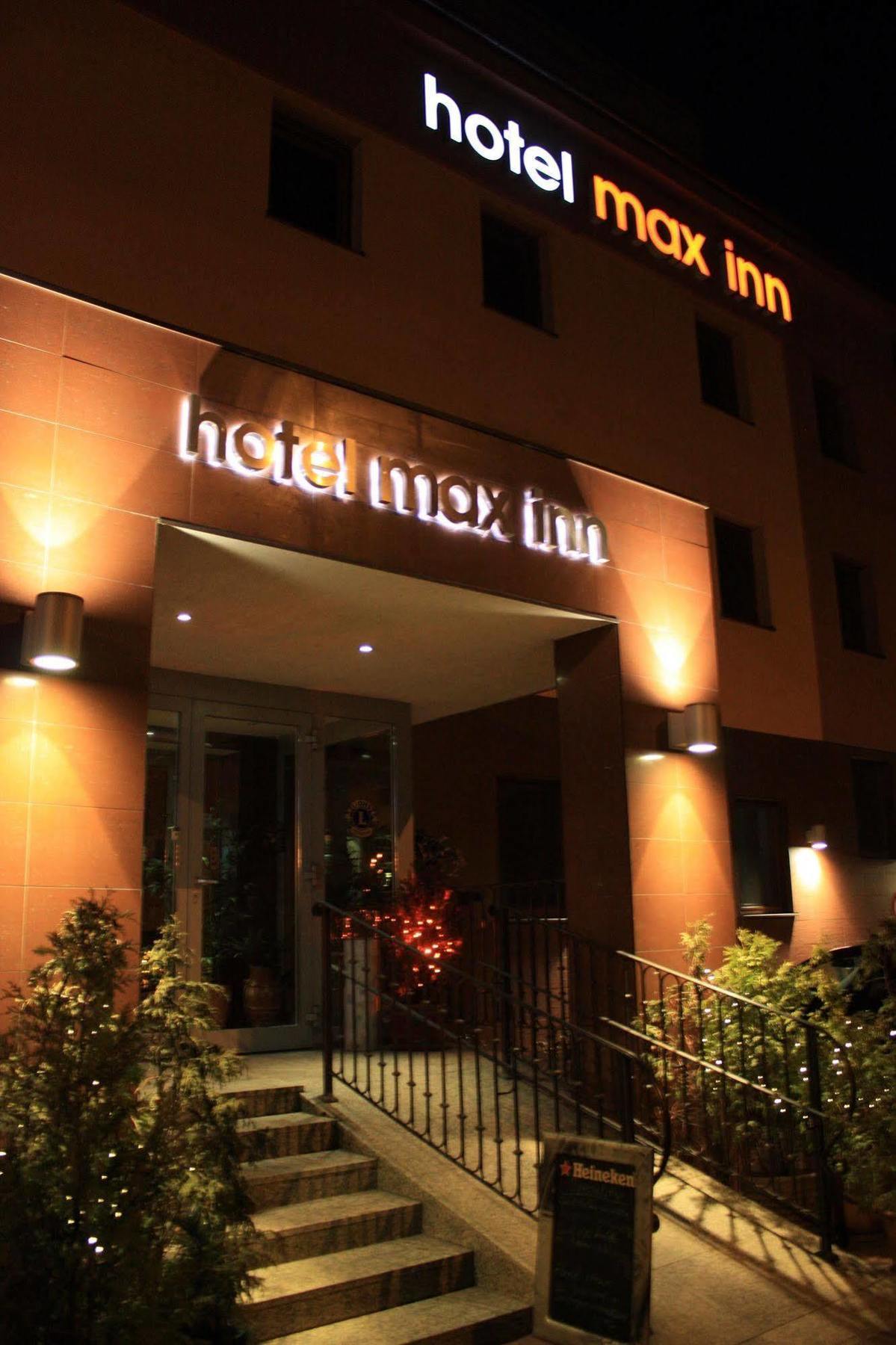 Hotel Max Inn Bratislava Ngoại thất bức ảnh