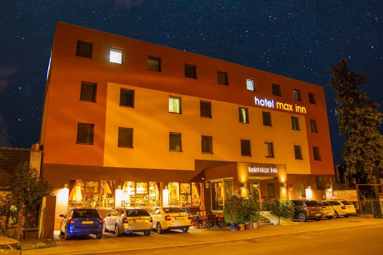 Hotel Max Inn Bratislava Ngoại thất bức ảnh